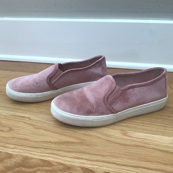 Loft Slip-on Velvet Sneaker Shoe - Picture 4 of 8